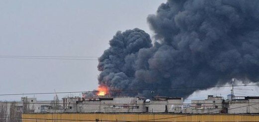 В Новомосковске Днепропетровской области масштабный пожар. Горит завод (ФОТО + ВИДЕО)